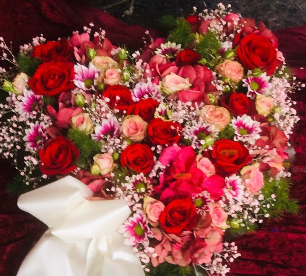 Floristisches Werkstück von Berliner Blume – Herzen, Galeriebild 038