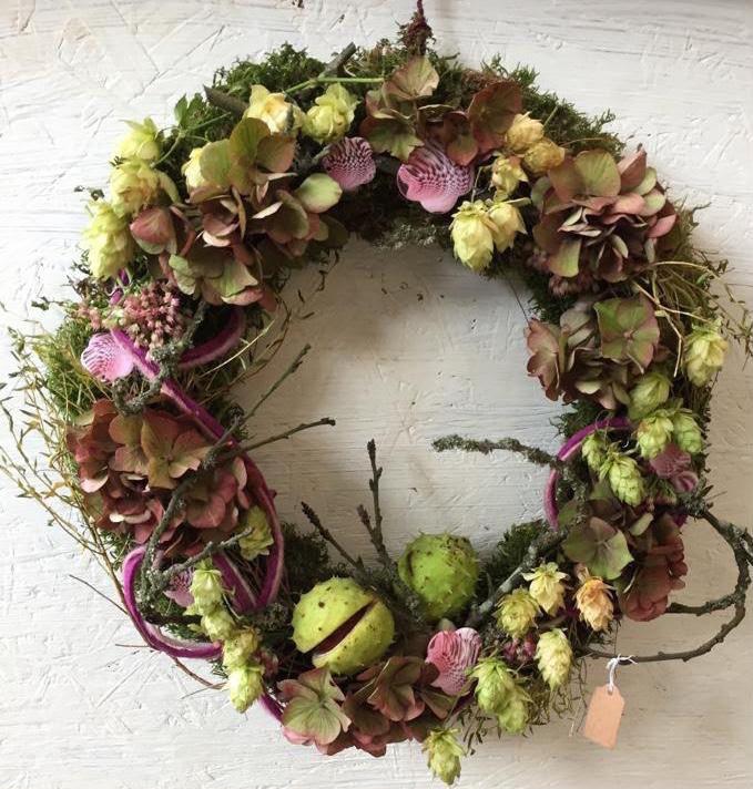 Floristisches Werkstück von Berliner Blume – Kränze, Galeriebild 109