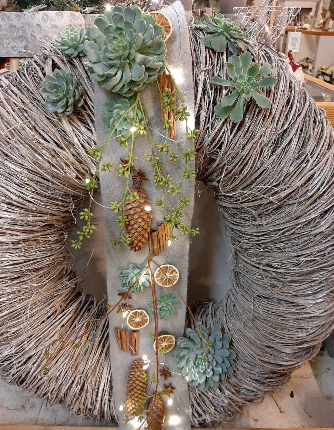 Floristisches Werkstück von Berliner Blume – Kränze, Galeriebild 111