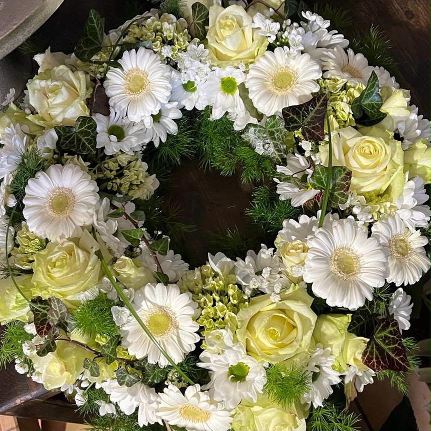 Floristisches Werkstück von Berliner Blume – Trauer, Galeriebild 067