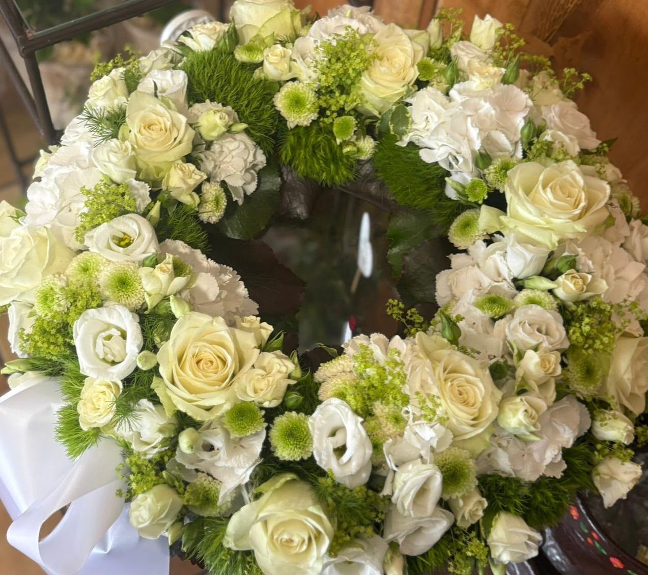 Floristisches Werkstück von Berliner Blume – Trauer, Galeriebild 074