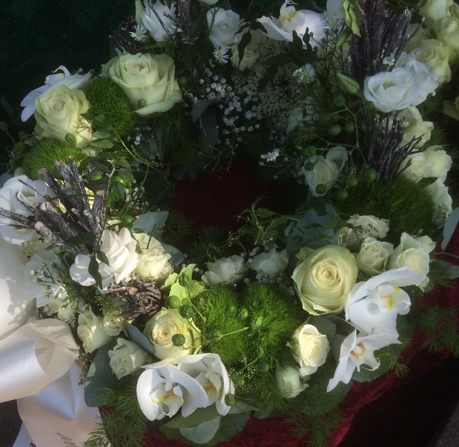 Floristisches Werkstück von Berliner Blume – Trauer, Galeriebild 084