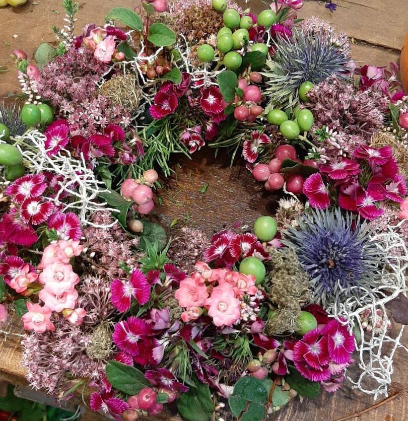 Floristisches Werkstück von Berliner Blume – Trauer, Galeriebild 086